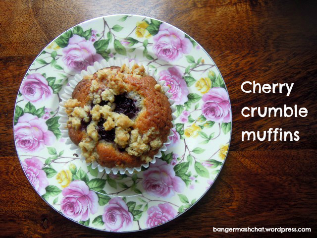 cherry crumble muffins