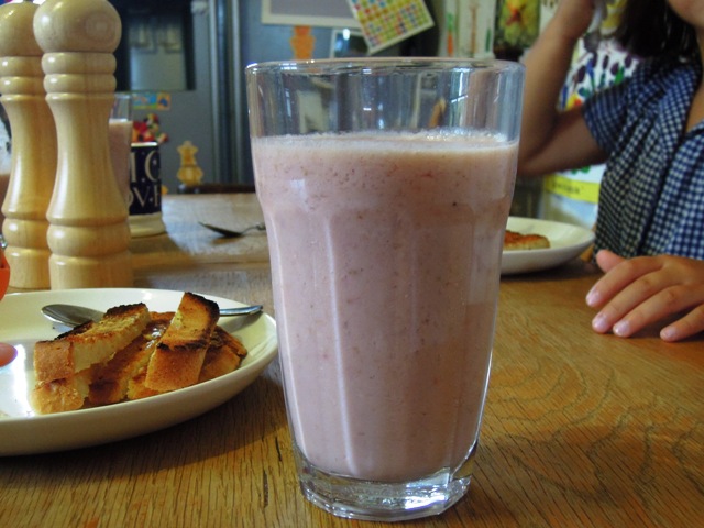 strawberry super smoothie