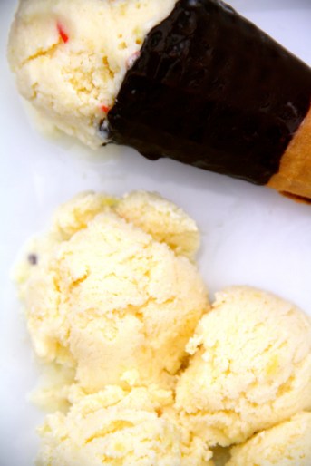 pineapple cinnamon red chilli frozen yoghurt