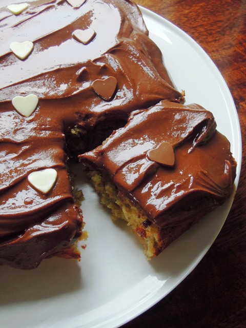 banana ginger chocolate cake
