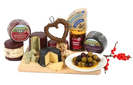cheese & olives hamper 