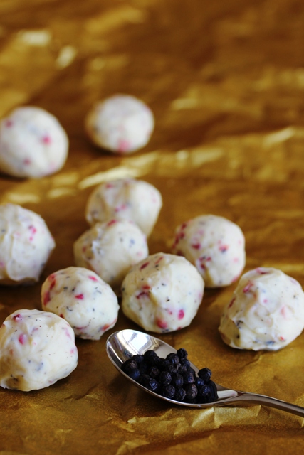 white chocolate strawberry and black pepper truffles web