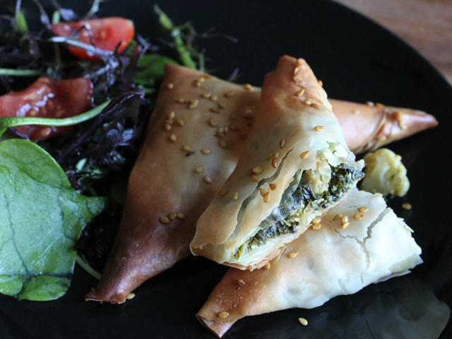 kale and cauliflower samosa 6 web