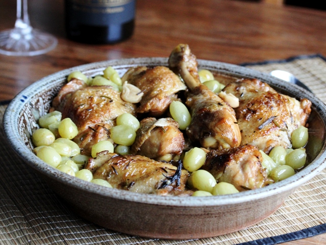 Italian baked chicken with grapes and marsala